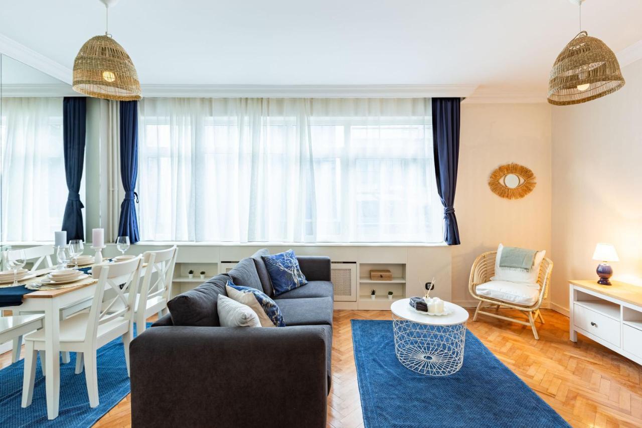 شقة اسطنبول  في Flat With Excellent Location In Tesvikiye, Sisli المظهر الخارجي الصورة